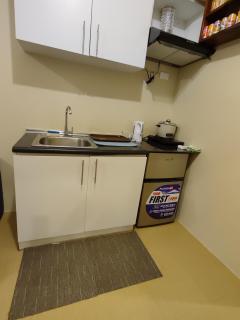 427 Tower 3 Avida Iloilo Pool View Comfy Cozy Central - 1