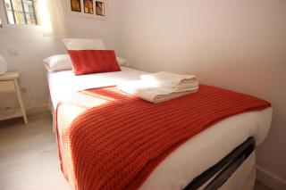 RentalSevilla Espacioso apartamento en la Alameda de Hércules con parking - Seville - 5