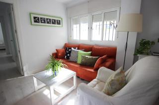 RentalSevilla Espacioso apartamento en la Alameda de Hércules con parking - Seville - 3