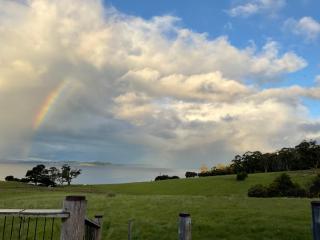 The Woolshed and Farmhouse Blue, Bruny Island - Barnes Bay - 5