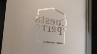 Piso moderno y tranquilo en el centro con terraza - 1