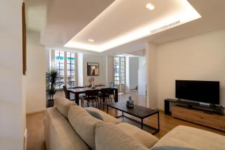 NT Luxury Central Duplex with Terrace & Parking - 4