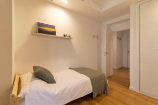 NT Luxury Central Duplex with Terrace & Parking - 1