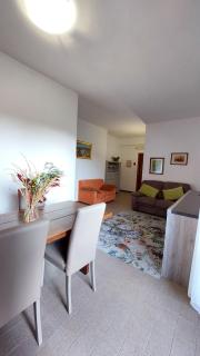 Camelia Holiday Apartment - a 50 m dal lago - 2