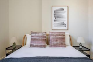 UWS 2br w elevator in-unit wd nr central park NYC-1301 - New York - 2