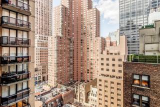 Midtown 1br w doorman gym nr Times Square NYC-1208 - 5
