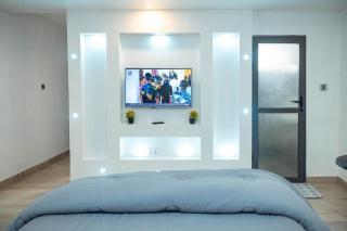 Seven Brothers Apartments - 3