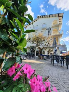 My Home Hotel - Bellaria-Igea Marina - 0