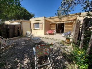 Villa club 2 chambres avec grande terrasse dans résidence de vacances - Six-Fours-les-Plages - 9