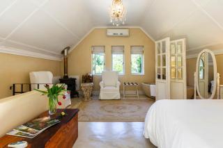 Devon Castle Orchard Cottage - Stellenbosch - 8