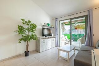 Andrea's Bungalow, Garden, Barbecue and Pool! - San Bartolomé - 4