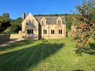 4 Bed in Bridport 58847 - Powerstock - 0