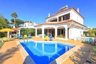 Spacious 4 bedroom villa, private pool, free air conditioning and wifi - Quarteira - 9