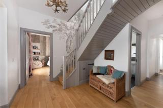 Jacobite Lodge by The House of Danu - 7