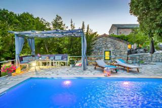 Villa Ognjistar in the hinterland of Makarska Riviera - Zmijavci - 4