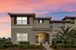 5 Bedrooms- 4 Bathrooms- Storey Lake 4956 Wa - Kissimmee - 0