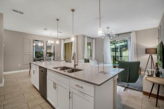 4 Bedrooms- 3 Bathrooms - Storey Lake 4819 Ds - Kissimmee - 5