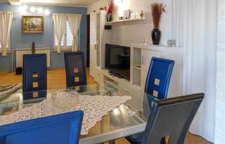 Lovely Apartment In Rijeka With Wifi - 7