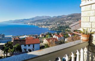 Lovely Apartment In Rijeka With Wifi - 5
