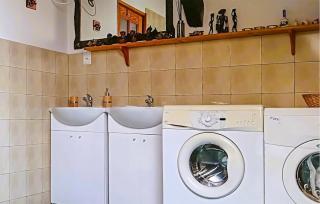 Amazing Apartment In Chwarzenko - - 4