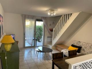 Charmant Pavillon avec Terrasse, Piscine et Parking, Proche Plage et Commerces - 6 pers. - FR-1-701-32 - Valras-Plage - 6