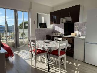 Charmant T1 à Balaruc-les-Bains - 32m², ascenseur, WIFI, proche centre spa - FR-1-553-213 - 0