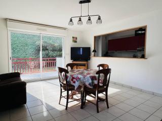 Confortable T2 avec terrasse, parking, et internet à Cambo-les-Bains, proche thermes et centre - FR-1-495-95 - Cambo-les-Bains - 2