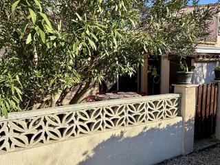 Maison 3 pièces avec mezzanine, 6 couchages, proche plage, parking privé, animaux acceptés - FR-1-225-760 - Argelès-sur-Mer - 2