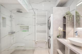 Acropolis Urban Life - 1