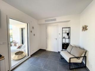 Appartement de type T3 - Résidence avec piscine - 2
