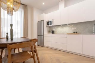 Genteel Home Capiteles - 7