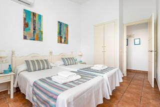 Villa Maje by Villa Plus - Cala'n Bosch - 1