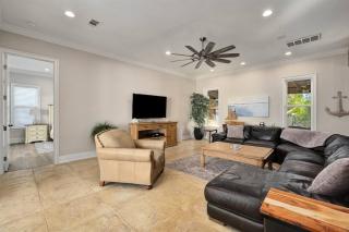 Seas The Day Destiny East Neighborhood Private - 7