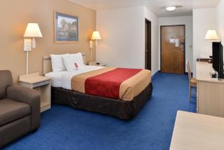 Econo Lodge Corvallis Near University - 1