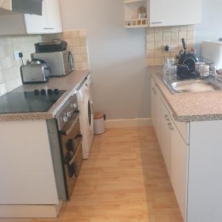 Flat with excellent transport links to central London. - Elmers End - 4