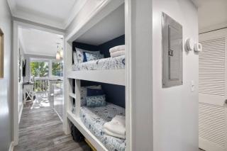 Beachside Retreat - 9
