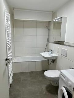 Mit Ausblick - WLAN / Parkplätze - 2