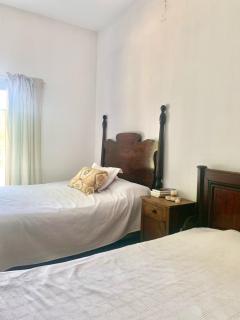 Casa De Campo La Melisa Frente Al Río - 2