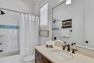 Shore Thing 4 Br 5 1/2 Ba House - 4
