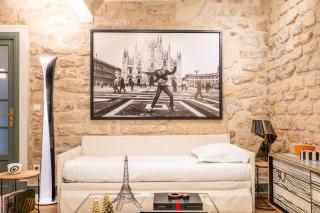 Veeve - A Story in Stone - París - 9