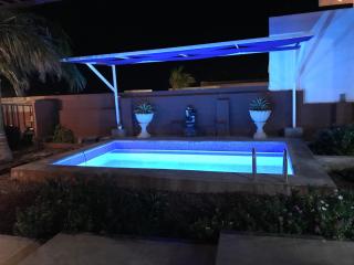 Amplios exteriores y alberca - 6
