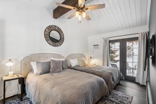 Chief's Head Peak - 7