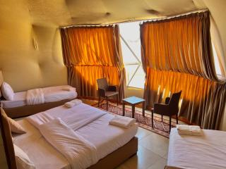 Arjowana Luxury Camp & Bubbles Hotel - 1