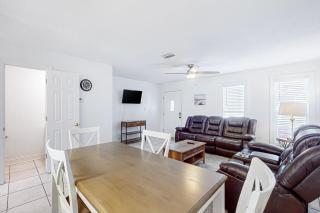 Life by the Bay - Highland View - 4