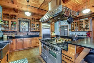 Luxury Vashon Vacation Rental with Beach Access! - 9