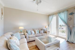 Tranquil Harbour #211 - 3