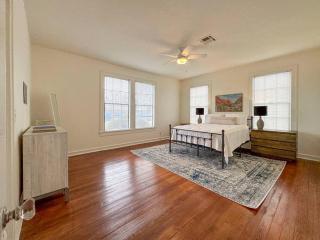 New Comfy Bungalow on Washington-Dedicated Office - 5