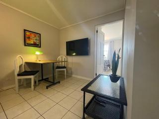 Beautiful Fully Equipped Apartment East San José - San Pedro - 4