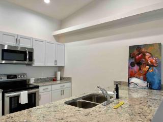 New 3 Bed 2 bath & full kitchen - Cape Coral - 8