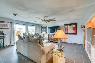 Canal-Front Ruskin Home with Private Hot Tub and Dock! - Ruskin - 7